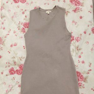 Aritzia - Wilfred Free bodycon light grey/Taupe dress (M)